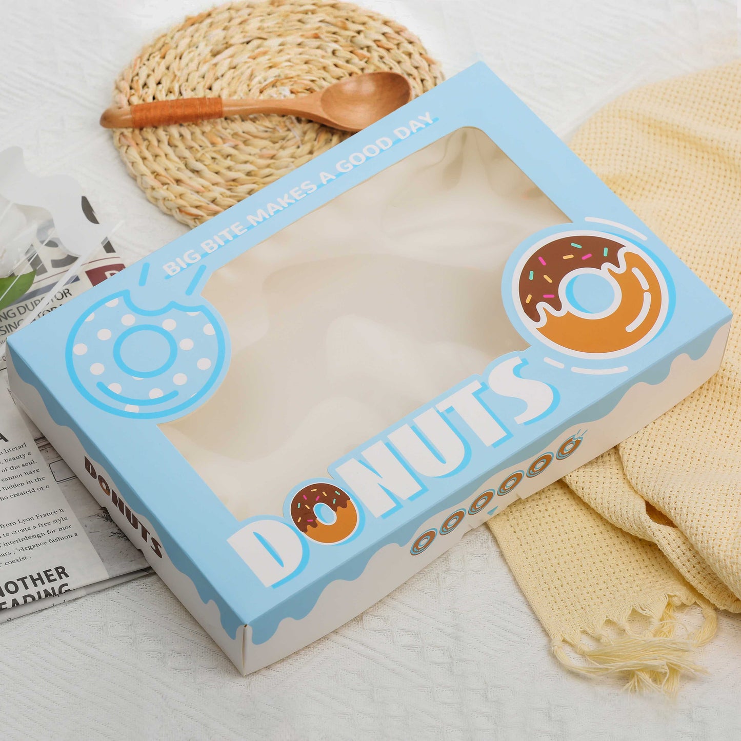 Donut Box w/ Window Glossy Box 11.8 x7.9 x2.0 inches